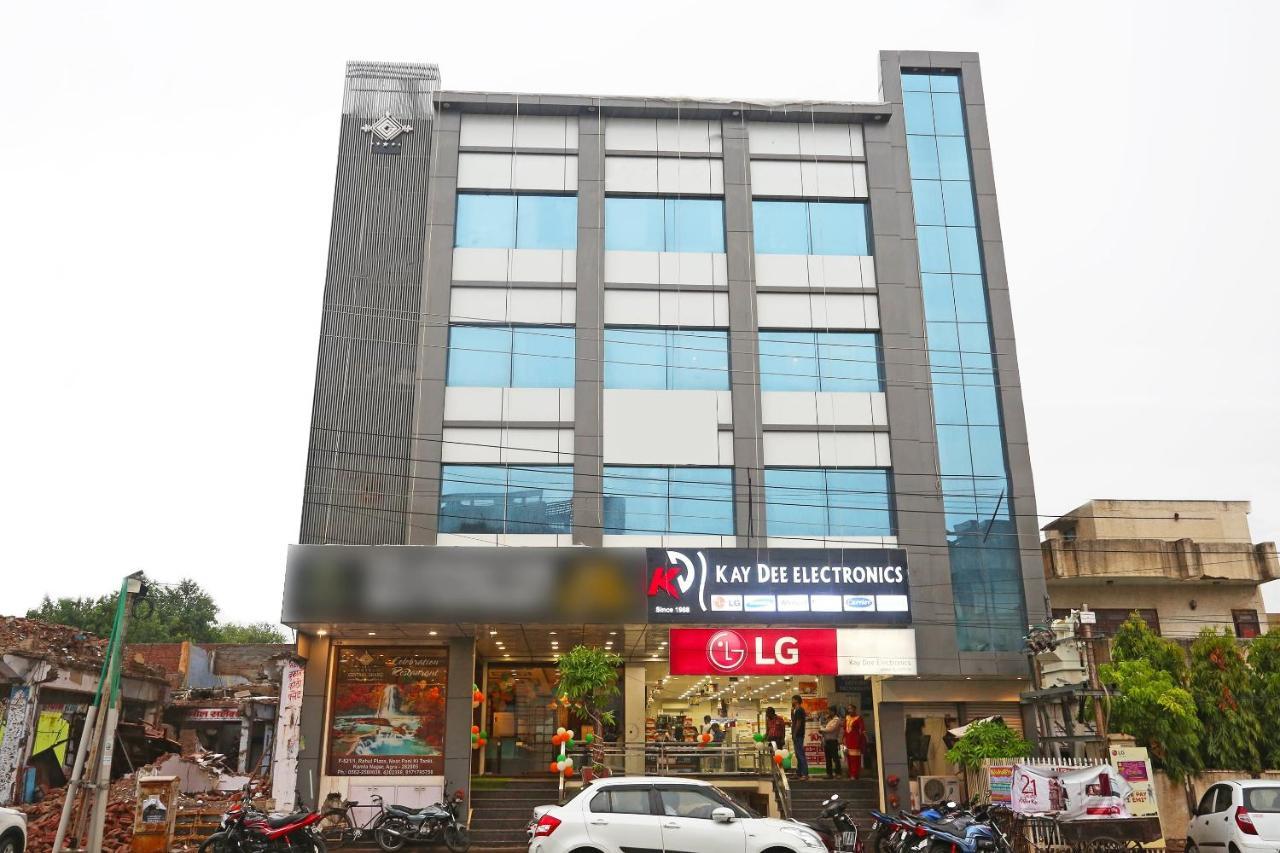 Oyo 18422 Central Grand Belanganj المظهر الخارجي الصورة