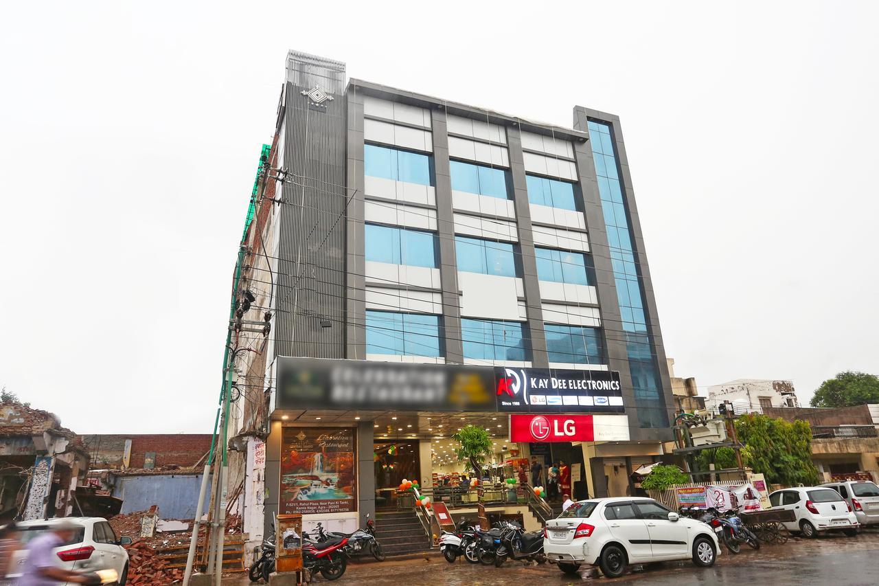 Oyo 18422 Central Grand Belanganj المظهر الخارجي الصورة
